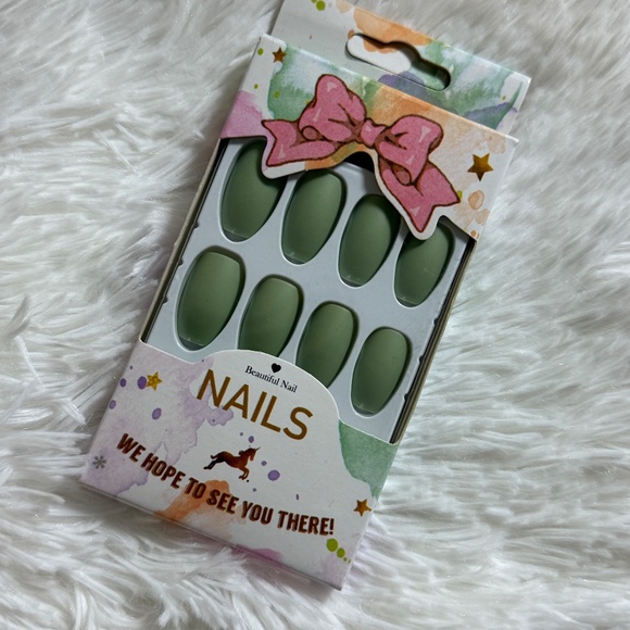 Press On Nails Bundle - 9 Sets - Include Glamnetic, Static Nails, Quo - Picture 5 of 11